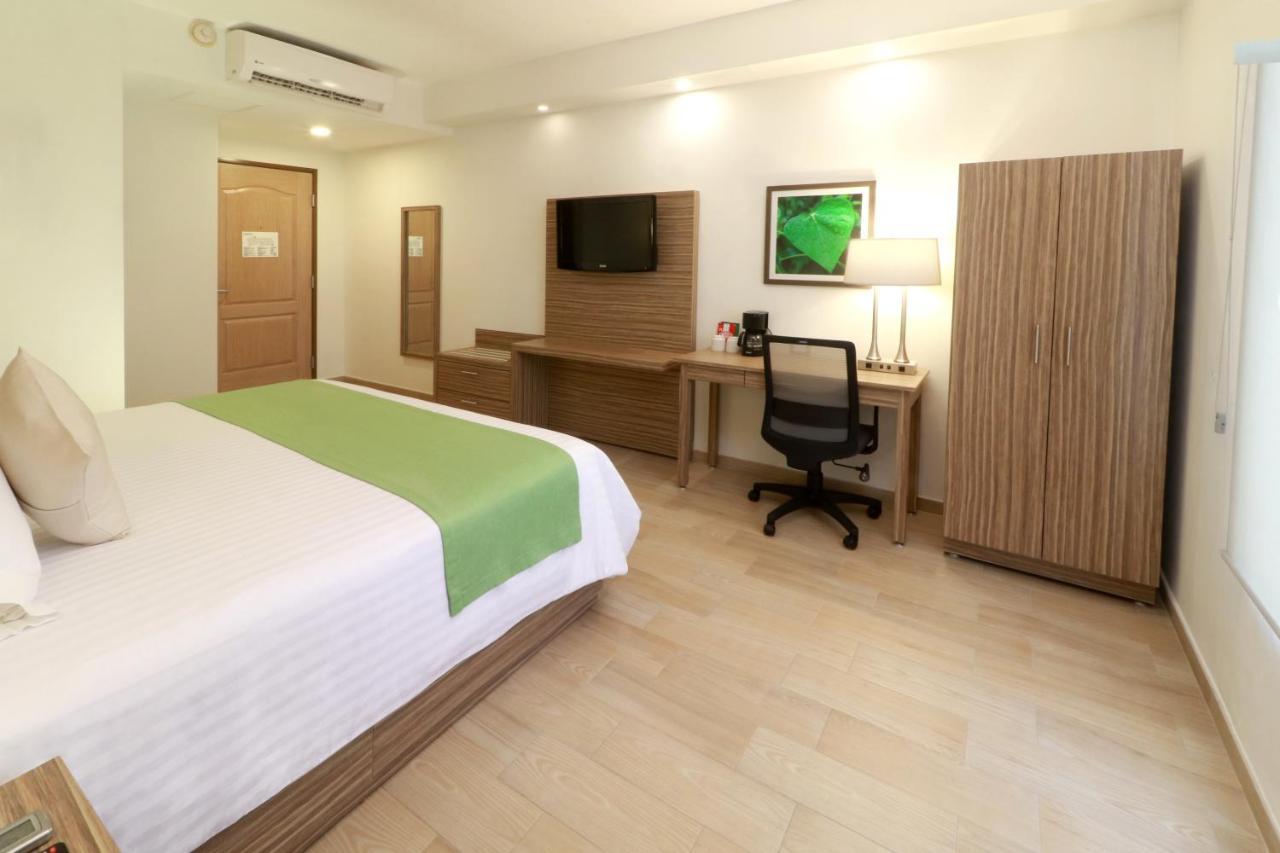Wyndham Garden Monterrey Valle Real ภายนอก รูปภาพ