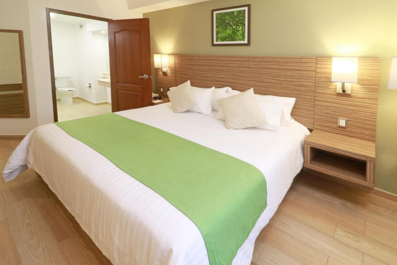 Wyndham Garden Monterrey Valle Real ภายนอก รูปภาพ
