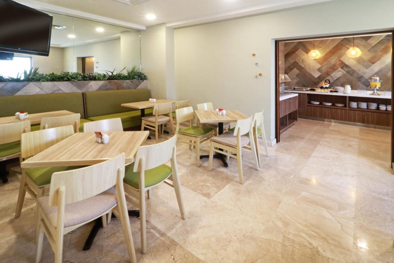 Wyndham Garden Monterrey Valle Real ภายนอก รูปภาพ