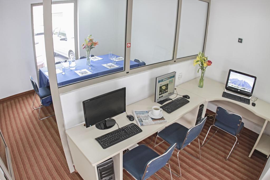 Wyndham Garden Monterrey Valle Real ธุรกิจ รูปภาพ