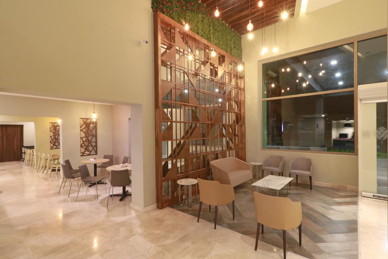 Wyndham Garden Monterrey Valle Real ภายนอก รูปภาพ
