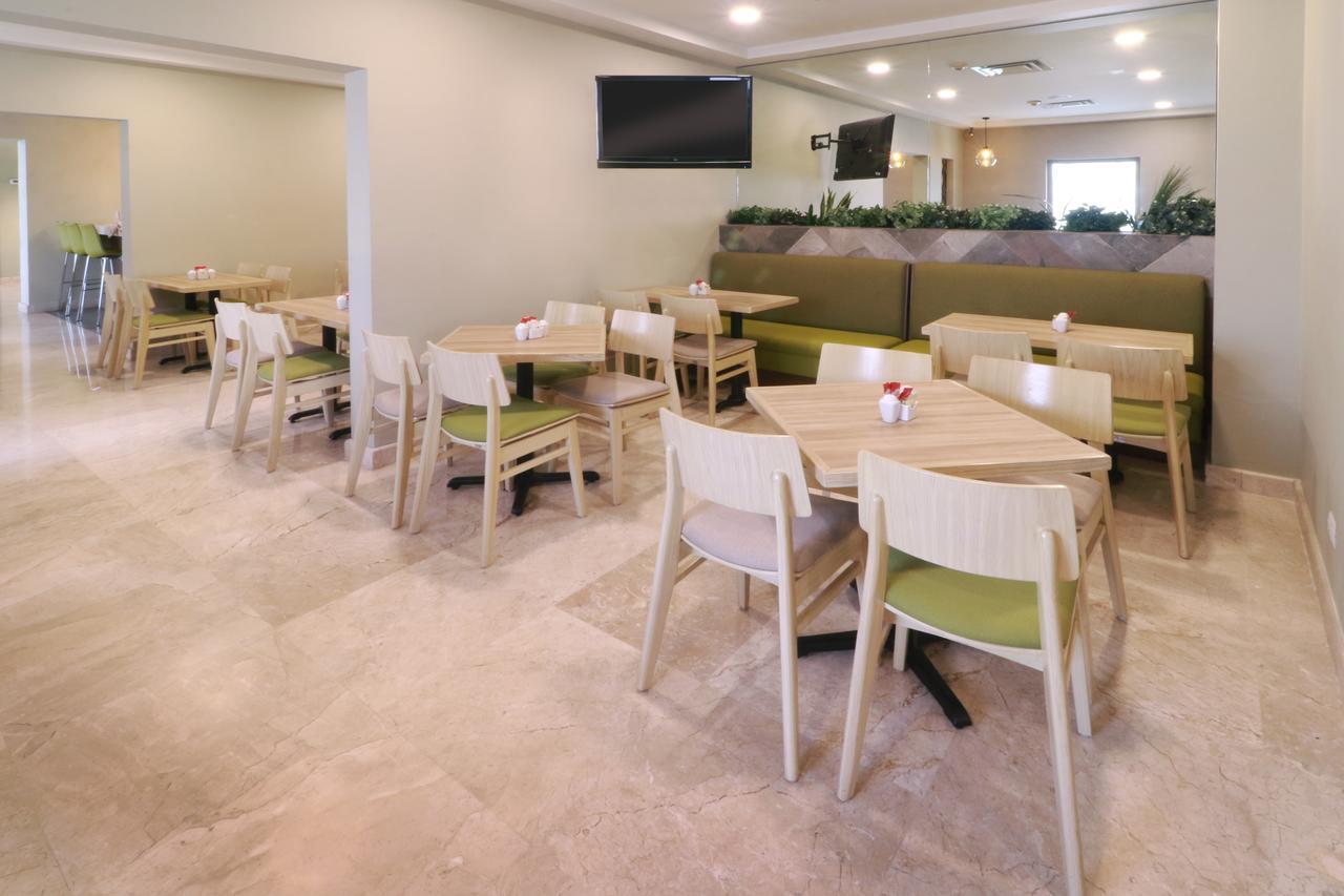 Wyndham Garden Monterrey Valle Real ภายนอก รูปภาพ