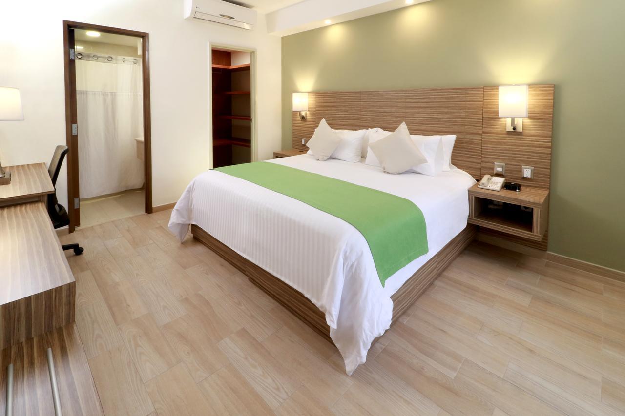 Wyndham Garden Monterrey Valle Real ภายนอก รูปภาพ